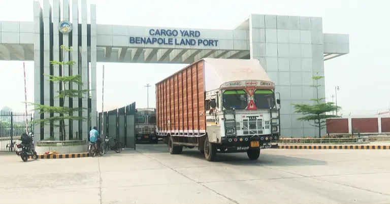 বেনাপোল স্থলবন্দর